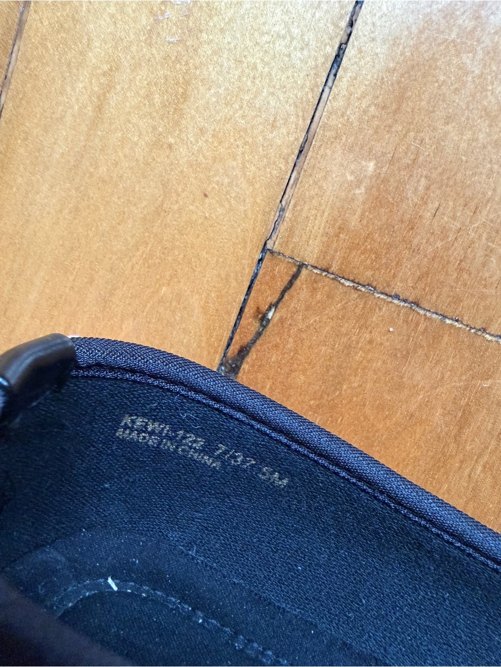 CL by Laundry Black Bow-Accent Ballet Flats - Picture 7 of 8